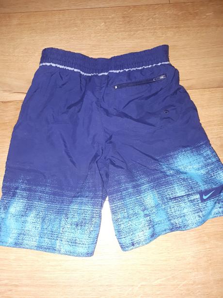 Šortky., nike,122