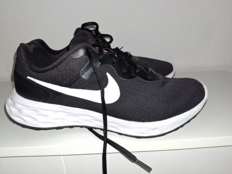 Vzdušné odľahčené tenisky nike vyborny stav, nike,42