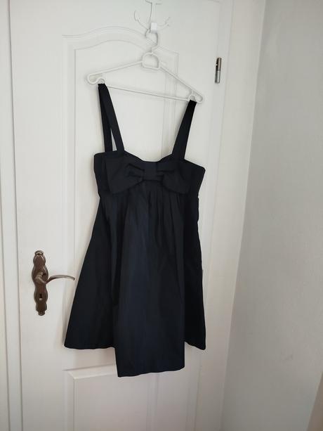 Tára jarnom šaty spolocenske, 40