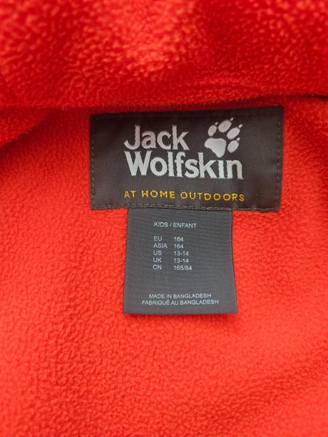 Perfektna univerzalna vetrovka, jack wolfskin,164