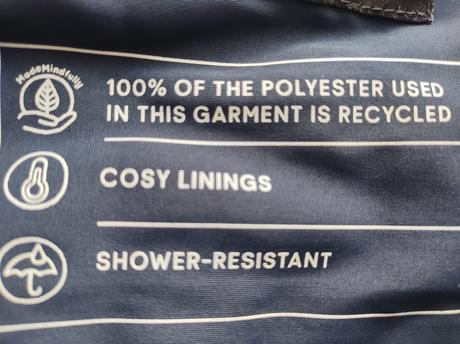 Ponúkam chlapčenskú vetrovku, f&f,152