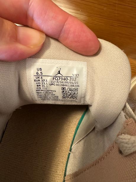 Tenisky nike air jordan (v. 37,5), nike,37