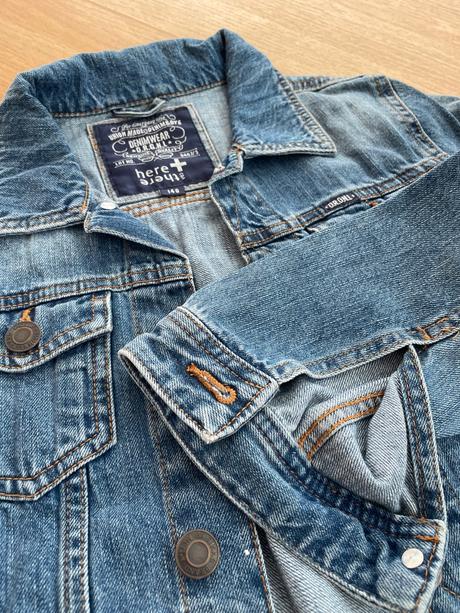 Denimová bunda, c&a,140