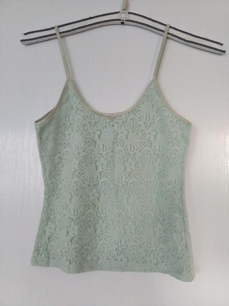 Krajkovaný top, yessica,m