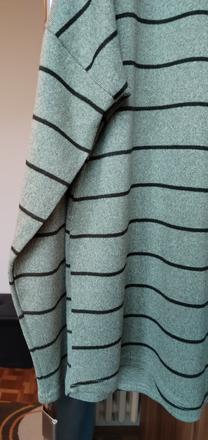 Jemný pulóvrik, xl