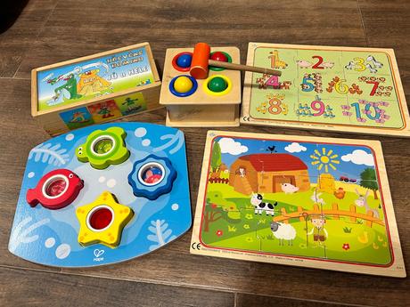 Balik drevenych hraciek, 