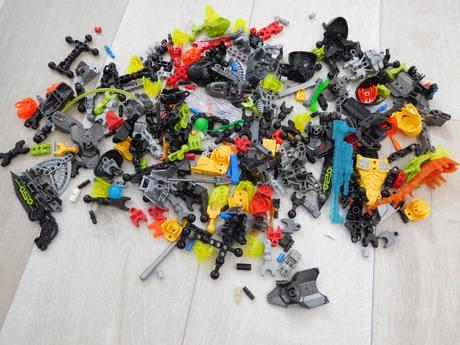 Lego pomiešané-náhradné diely,, 