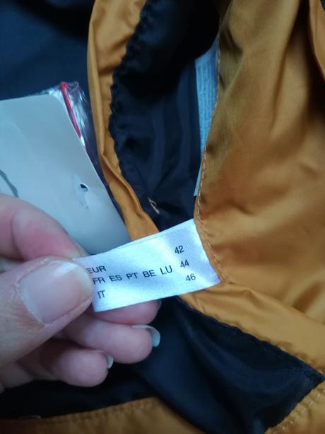 Teplá vesta, c&a,42