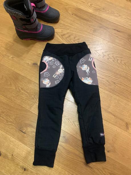 Softshelove nohavice, 122