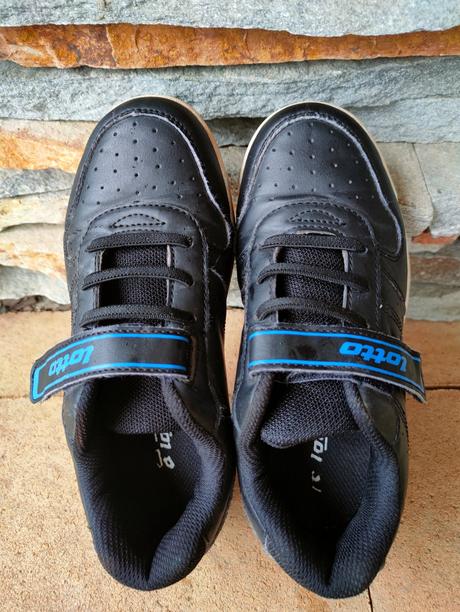 Vychádzková detská obuv zn. lotto, veľ.33, lotto,33