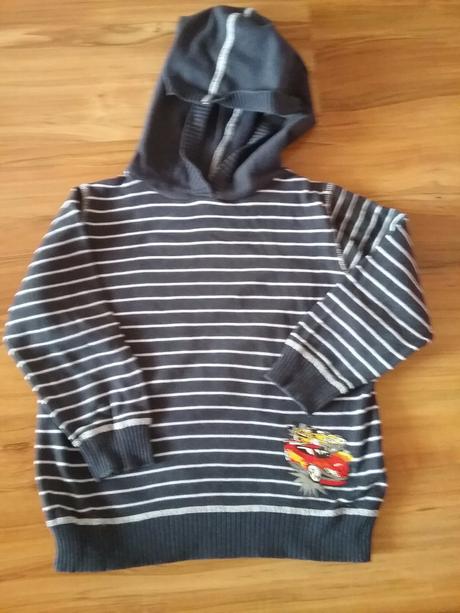 Svetrík s kapucňou, okay,104
