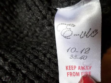 Svetrík s kapucňou, e-vie,38