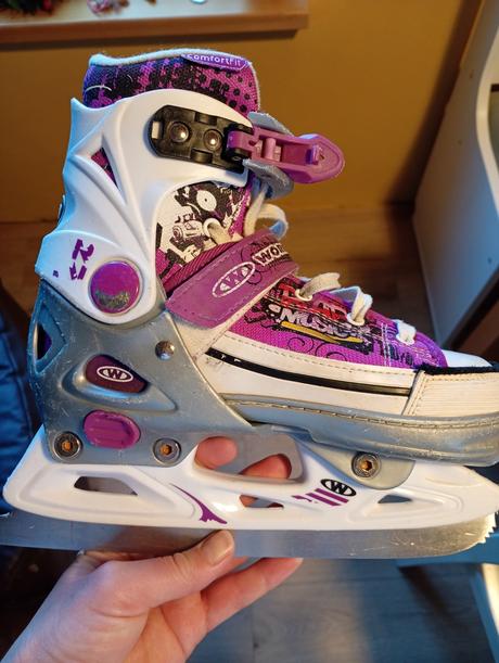 Celoročné korčule, 33