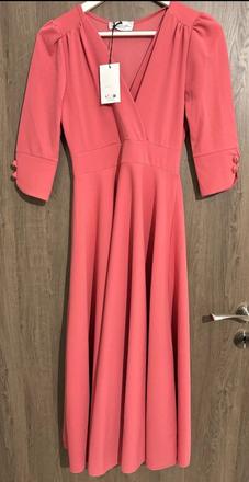 Nove, elegantne saty, s