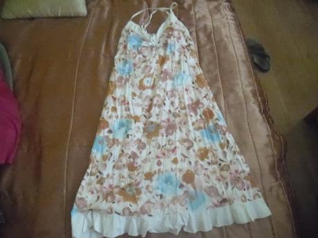 Letné kvetované šaty, 38