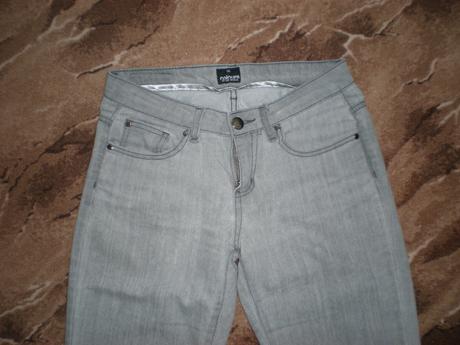 Svetlošedé rifle, colours of the world,36