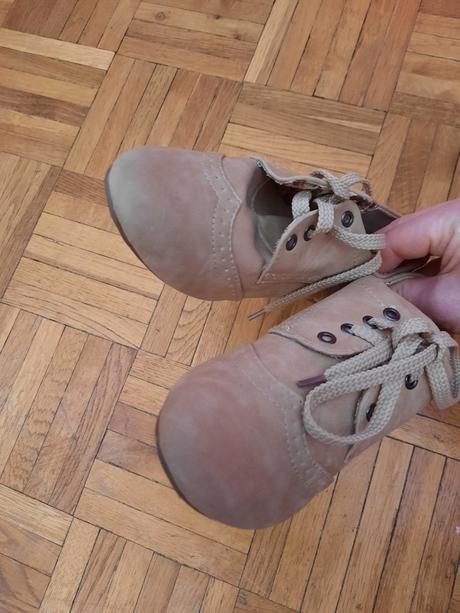 Dievčenské poltopánky -mokasíny, 32