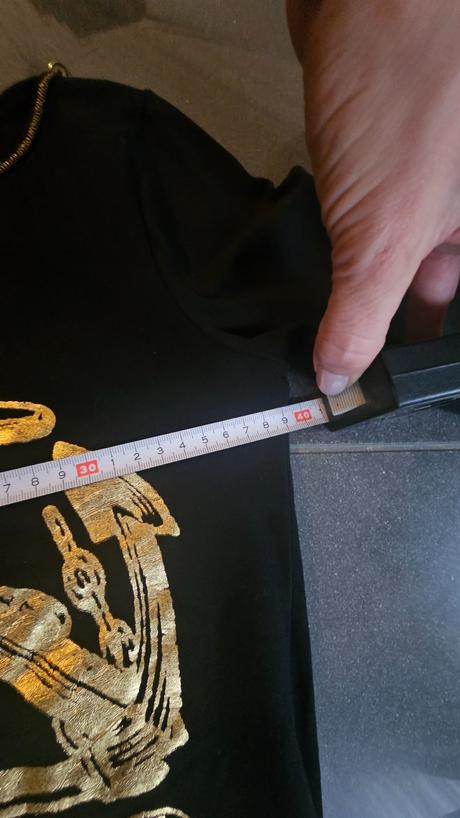 Elasticke tričko kvalitné so zlatou aplikaciou, zara,m