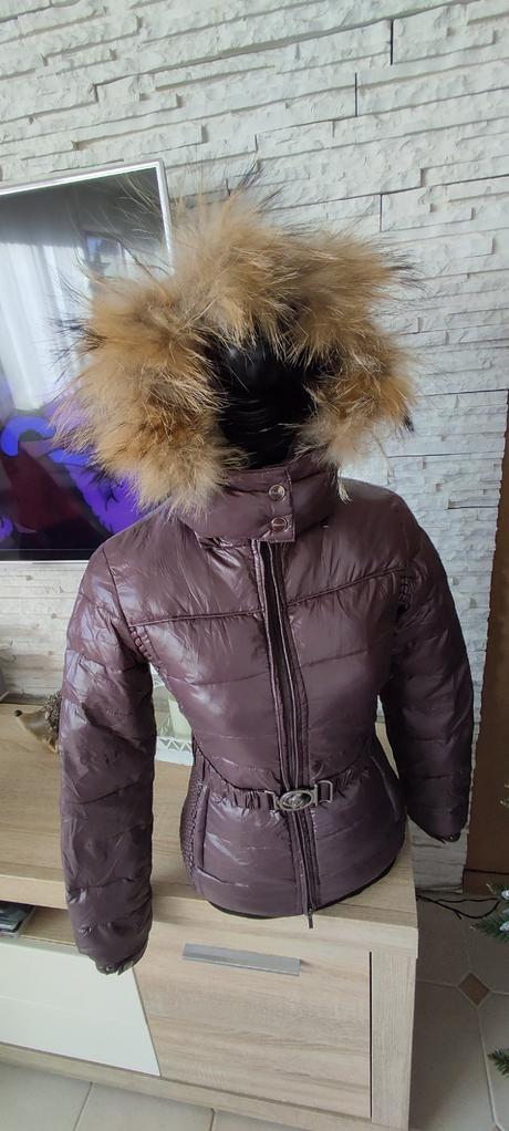 Bunda s pravou kožušinou, s