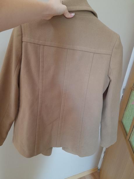 Pekný kabát, next,m