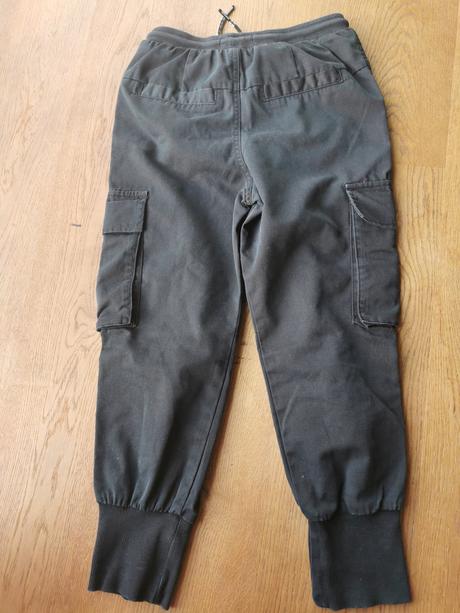 Nohavice, reserved,146