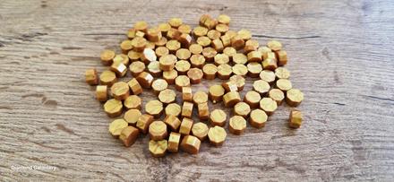 Pečatný vosk - zlatý- 100 kusov, 