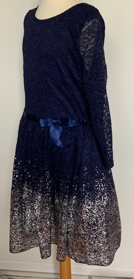 Zunie spoločenské šaty tmavomodré, 164