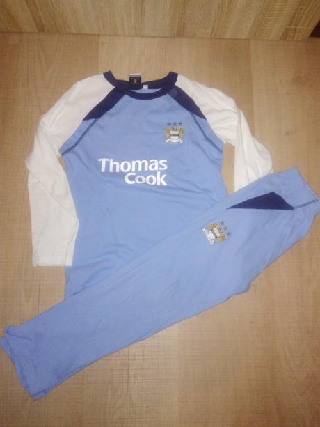 Pyžamká 140,146(cena za všetko), admiral,140