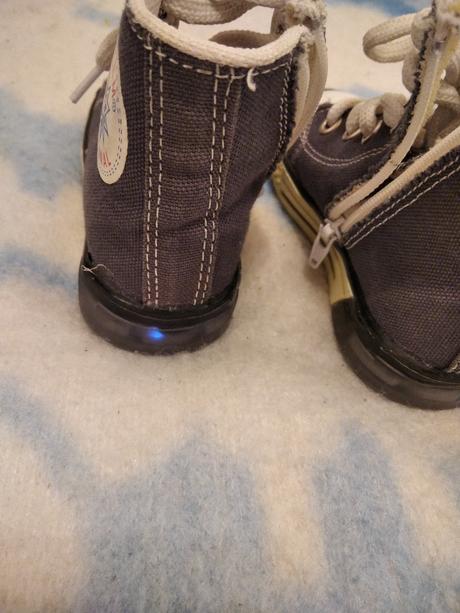 Tenisky veľ. 22, 22