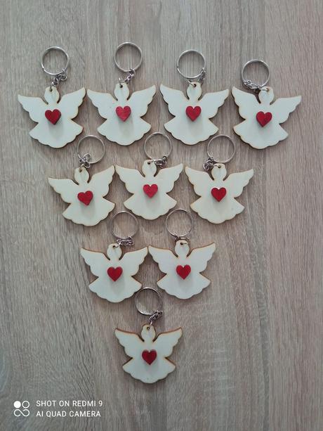 Prívesky pre kolegyne, 