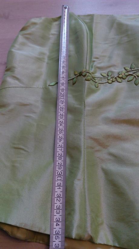 Satenovy korzet, vel. 38-42, 40