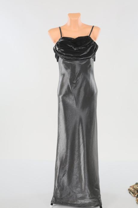 Dámske šaty slávnostnejšie, m