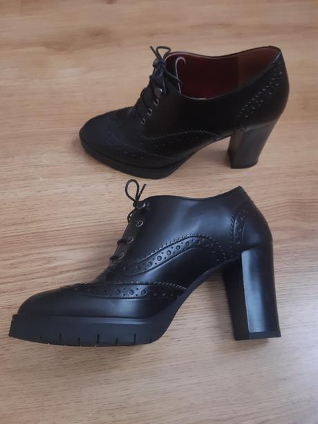 Poltopánky, oxfordky na opätku, 37