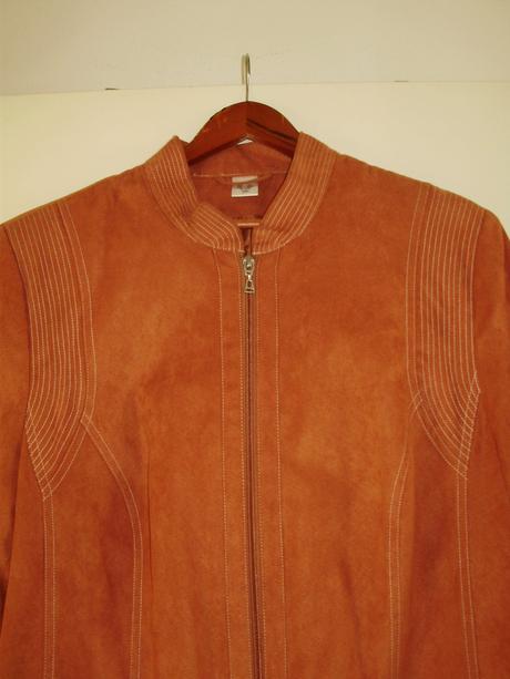 Prechodná bunda, 48