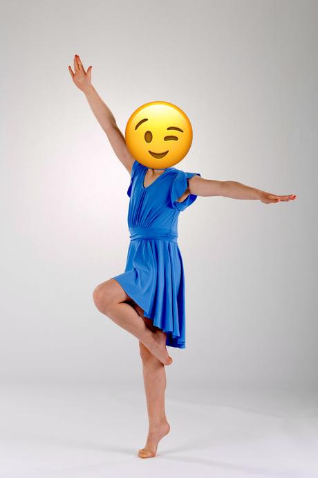 Tanečné šaty, 122