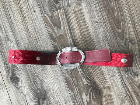 Opasok so srsťou rossodisera, 