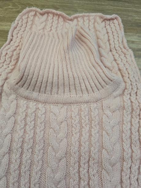 Rolákový nákrčník, 