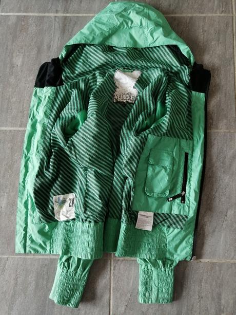 Krásna kvalitná bunda zn vehicle, v m, m