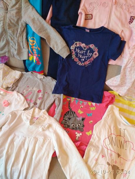 Balík oblečenia, 104–116