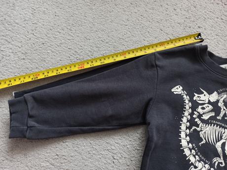 Mikina a tričká dino 110/116, h&m,110