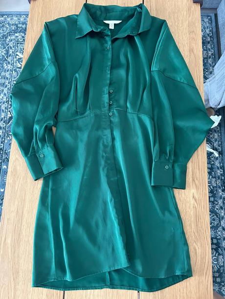 Vianočné saténové šaty hm xs, xs