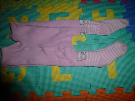 Ružové pančušky so vzorom, 22