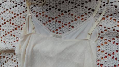 Jemné čipkové šaty, m