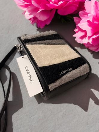 Calvin klein crossbody kabelka, calvin klein