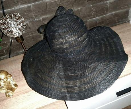 Elegantné klobúk, river island