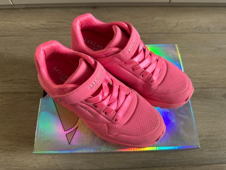 Skechers neon pink tenisky 34, skechers,34