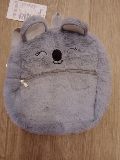 Nový ruksak šedý, kik