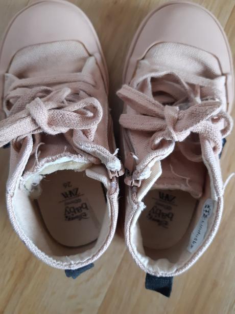 Kotnikove tenisky, zara,26