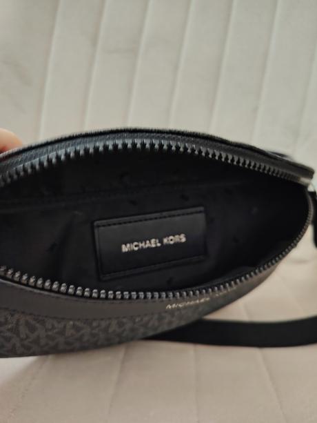 Čierno sivá ľadvinka michael kors, michael kors