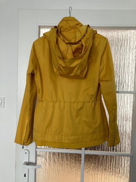 Tenká vetrovka, zara,36